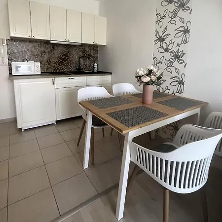 Ada Wellness 公寓 *